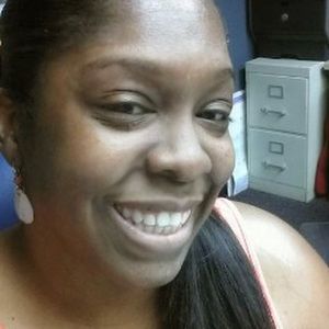 Meet your Posher, Kendra